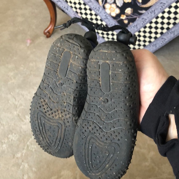 SB WATER SHOES! - Picture 5 of 5